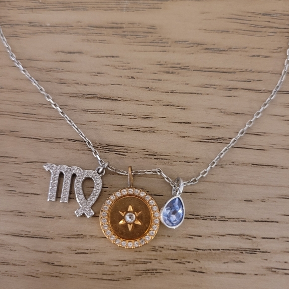 Swarovski Virgo zodiac necklace - Picture 3 of 5
